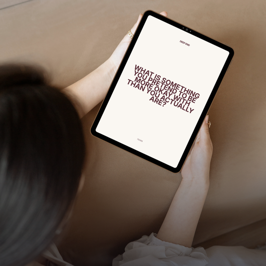 Girls Night - 100 Questions for the Nights That Turn Into Mornings